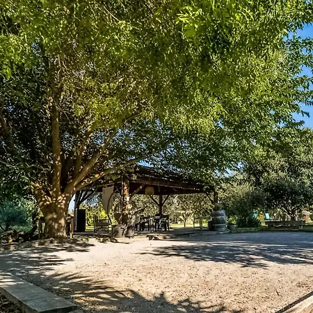 2 Bedroom Awesome In