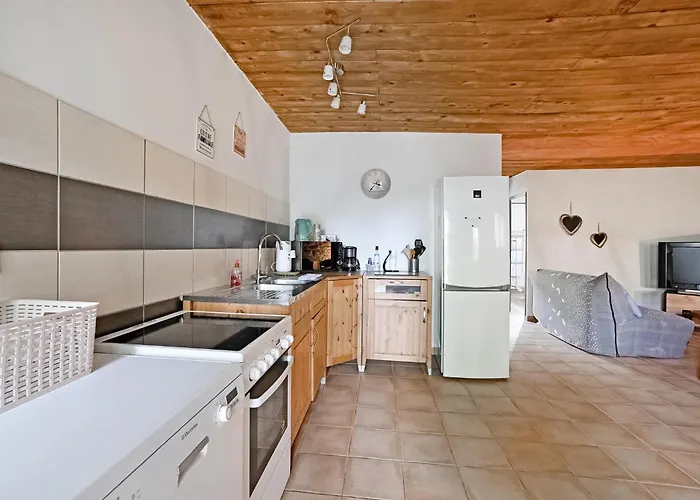 2 Bedroom Lovely In Codognan